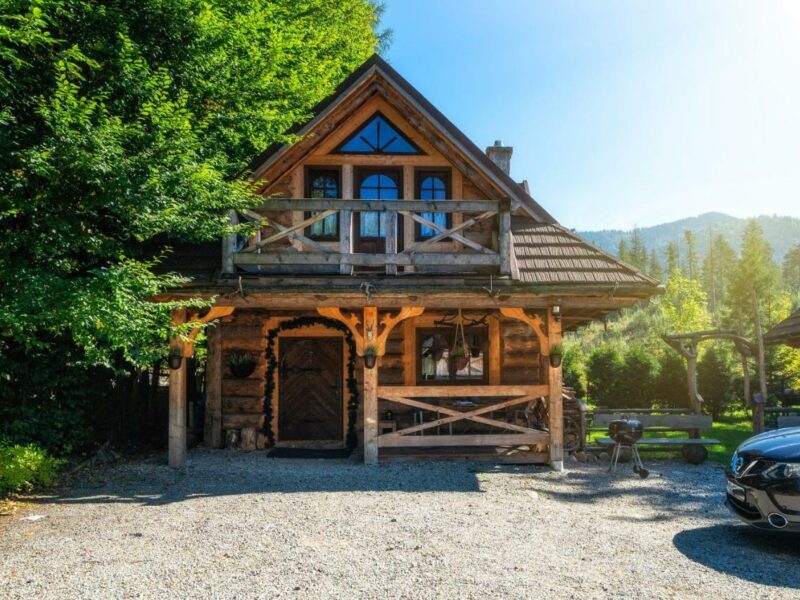 Mountain Shelter 02
